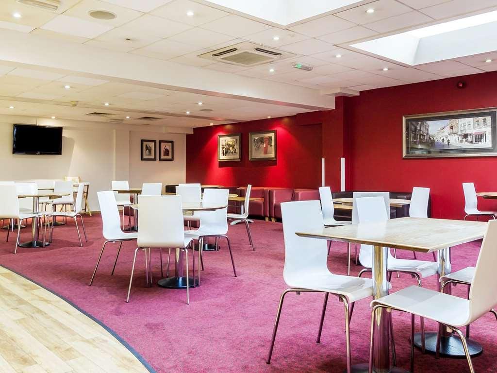 Travelodge Guildford Restaurant photo
