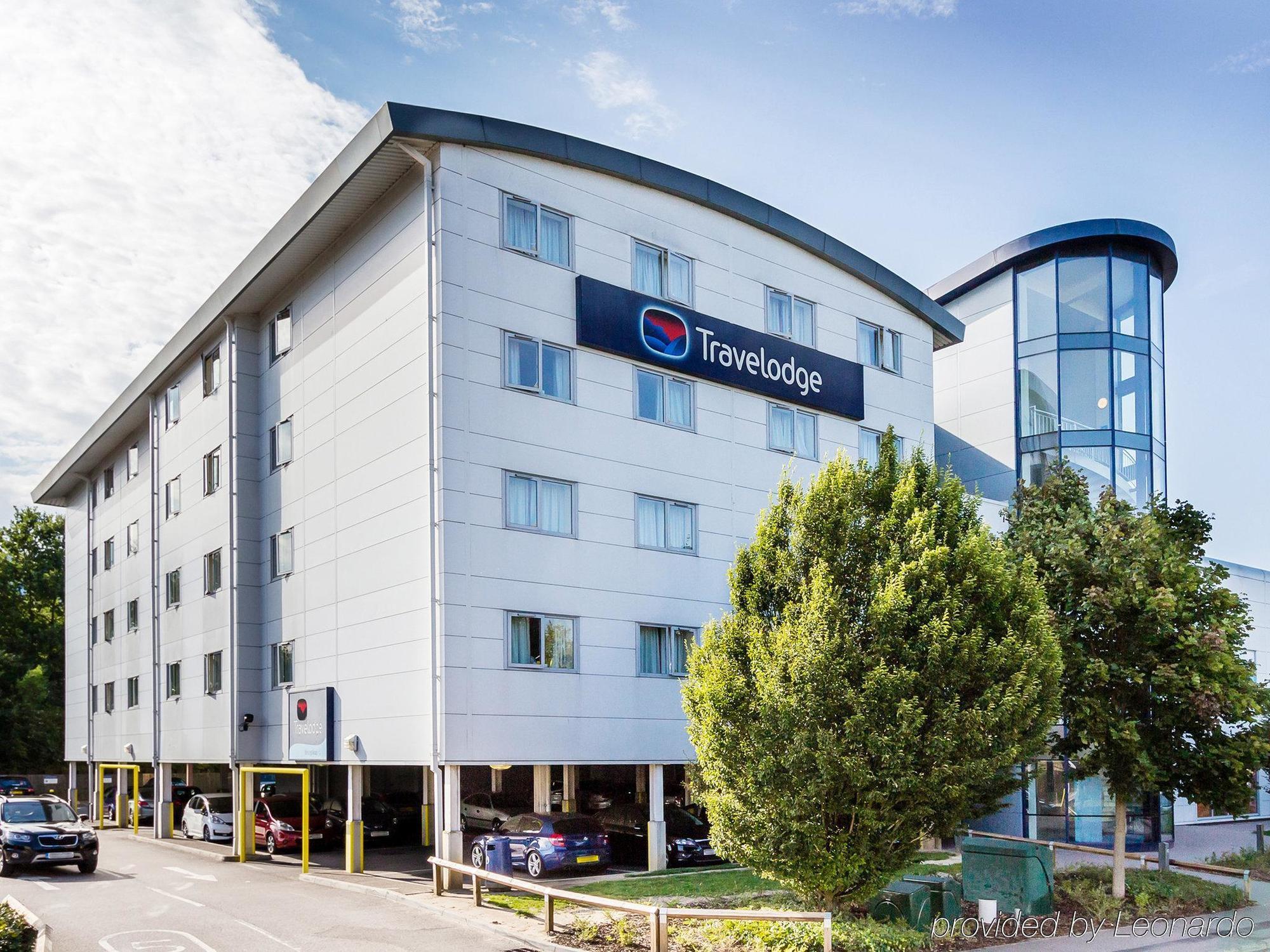 Travelodge Guildford Exterior photo
